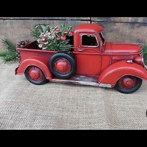 ONLY 1 LEFT! Rustic metal truck - Picture 4 of 5